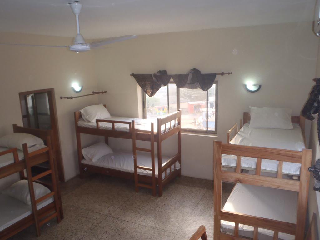 The Sleepy Hippo Hotel Акра Стая снимка