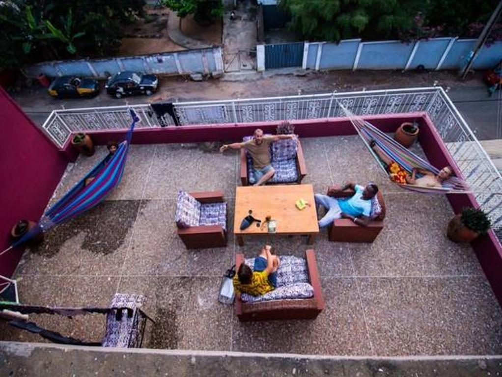 The Sleepy Hippo Hotel Акра Екстериор снимка